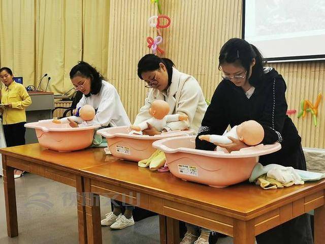 E星体育官网这场大学生茶艺表演 看过的人都被惊艳了E星体育官方网站(图3)